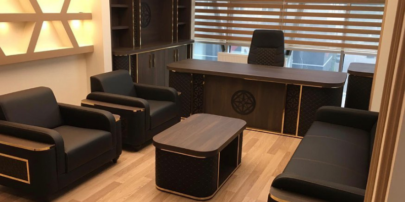 Ofi̇s Saatleri̇nde Stresi̇ Azaltmak İçi̇n Öneri̇len Rahatlama Tekni̇kleri̇